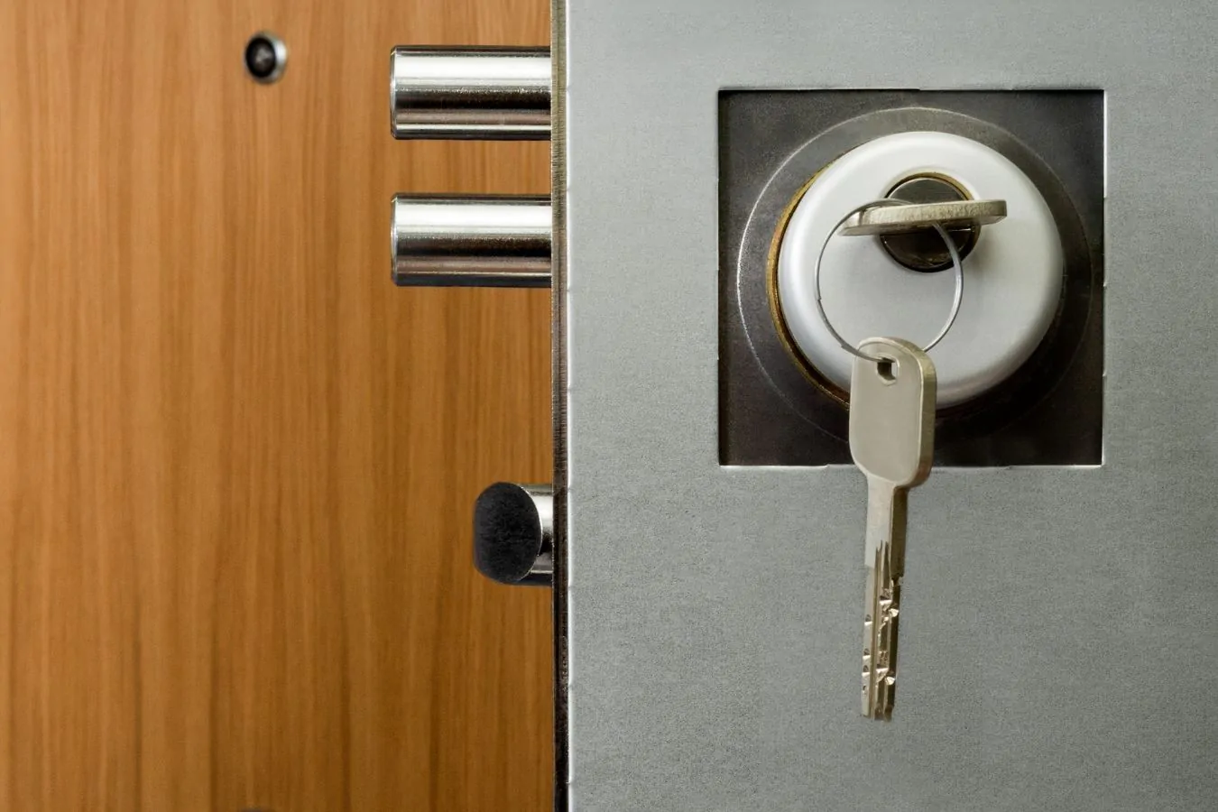 Encuentra un servicio de instalacion de puertas blindadas confiable en Barcelona - Encuentra un servicio de instalaci&oacute;n de puertas blindadas confiable en Barcelona